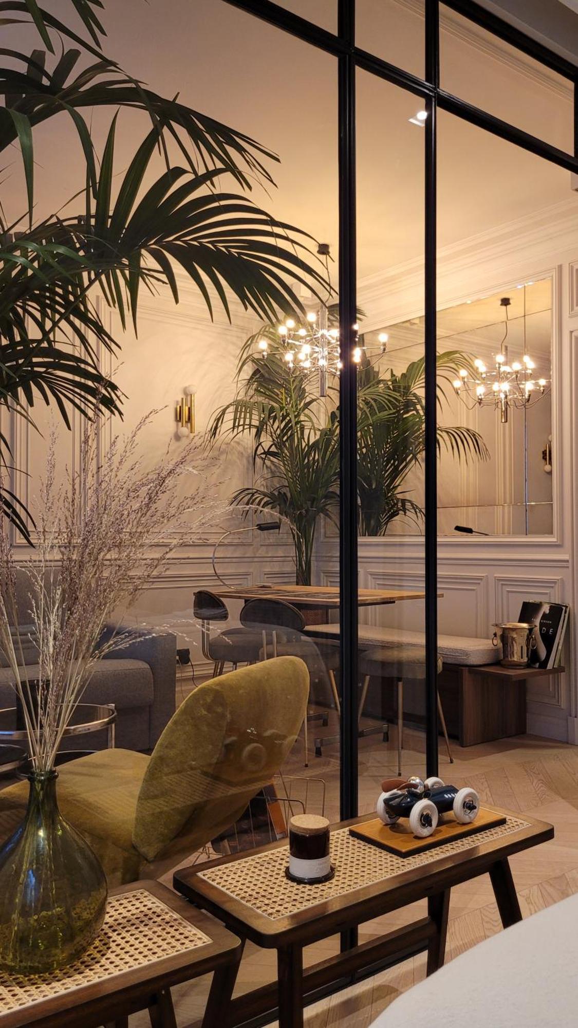 Elegant In Montmartre By An Architect Parigi